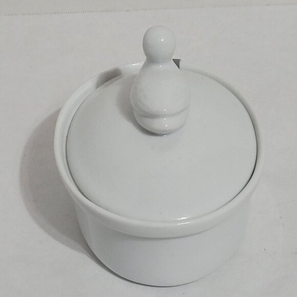 MODA Porcelain Duck Casserole Baking Dish or Tureen - Picture 2 of 12